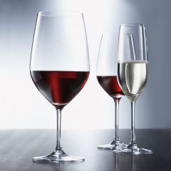 Seria szklanek VÌNA, zestaw 6 sztuk (od 8,50 EUR/szklanke)